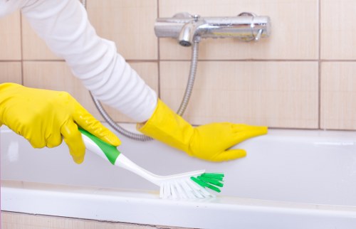 Expert deep cleaning in London for fresh and spotless interiors
