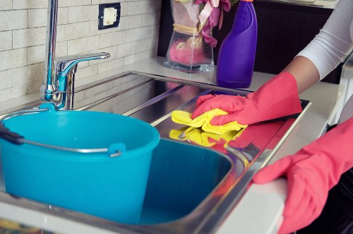 Kitchen appliance cleaning service in London for a spotless oven